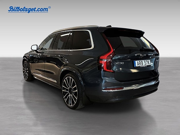 Volvo XC90 7 of 16