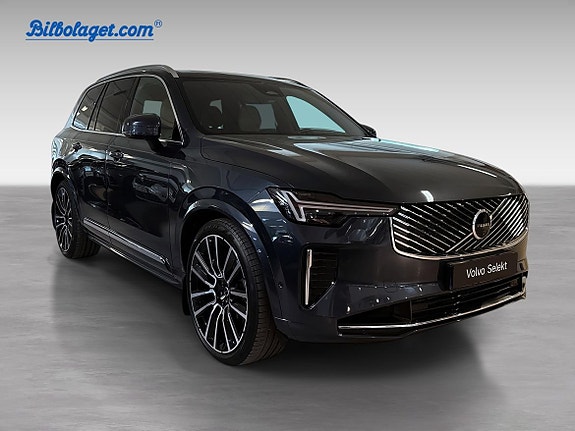 Volvo XC90 4 of 16