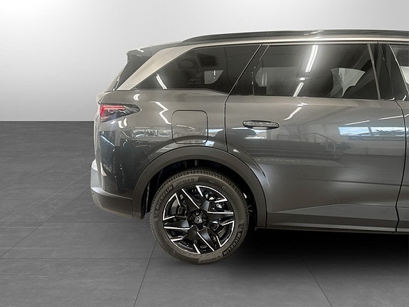 Peugeot 5008 9 of 14