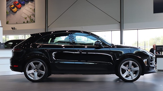 Porsche Macan 5 of 10