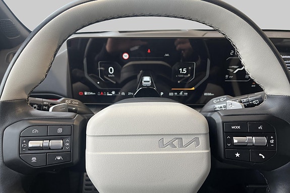 Kia K4 9 of 17