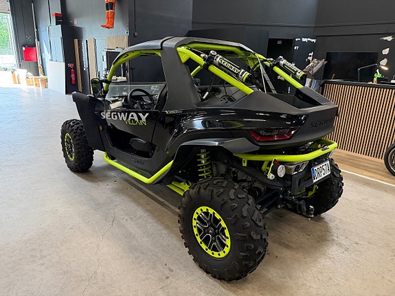 Segway VILLAIN 1000 SX10 X 3 of 10