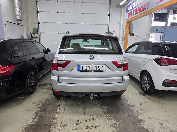 BMW X3 8 of 16