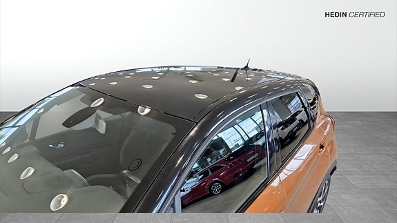 Renault Captur 11 of 12