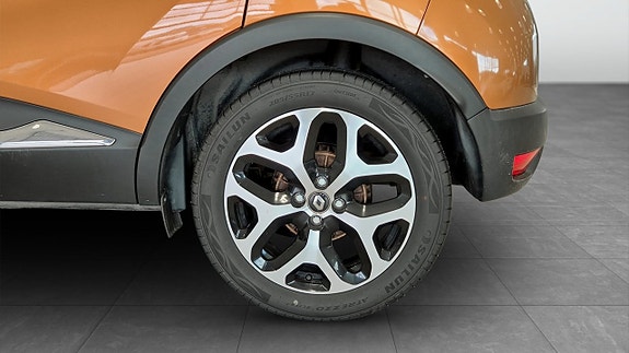 Renault Captur 12 of 12