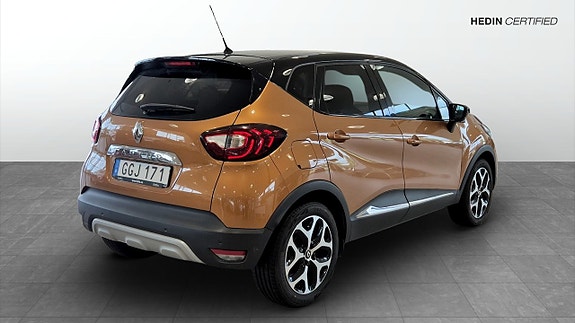 Renault Captur 5 of 12