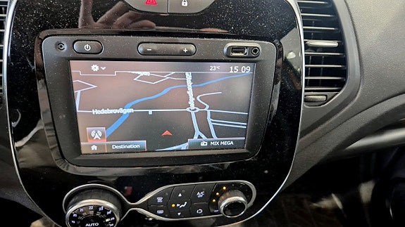 Renault Captur 10 of 12