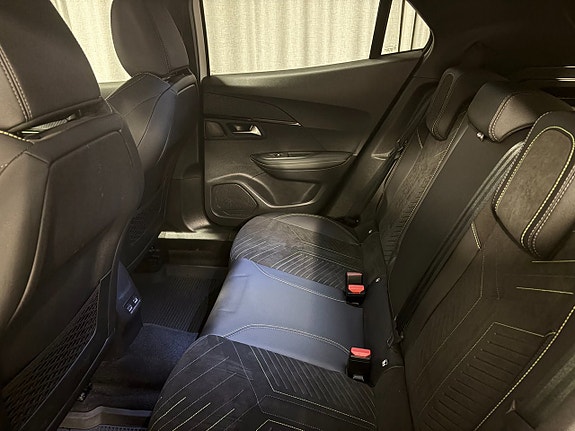 Peugeot 2008 6 of 16