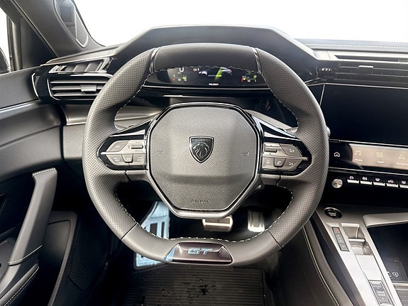 Peugeot 408 10 of 14