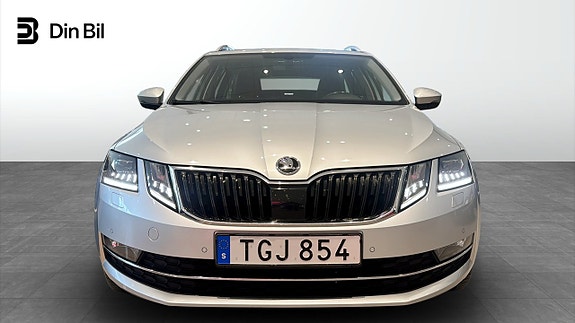 Skoda Octavia 7 of 15