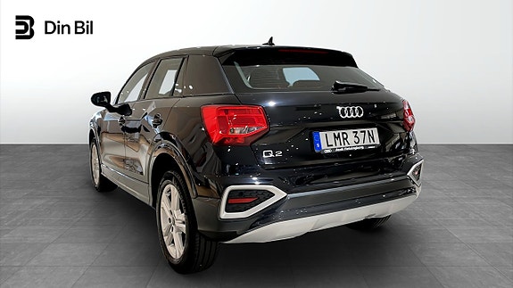 Audi Q2 3 of 12