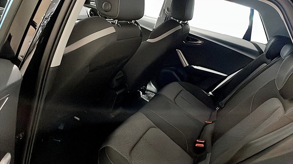 Audi Q2 11 of 12