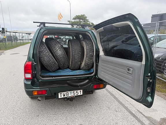 Suzuki Grand Vitara 16 of 27