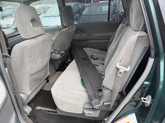Suzuki Grand Vitara 24 of 27