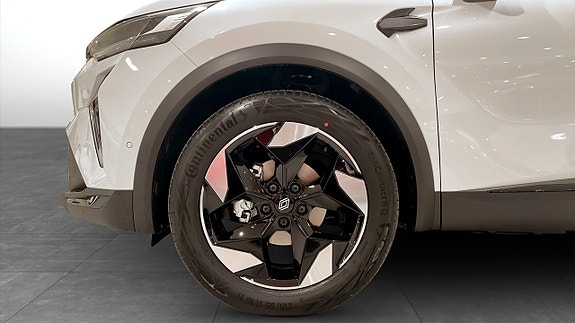 Renault Captur 9 of 14