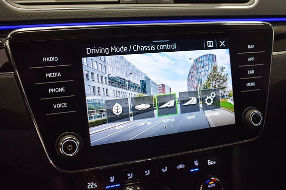 Skoda Superb 18 of 30