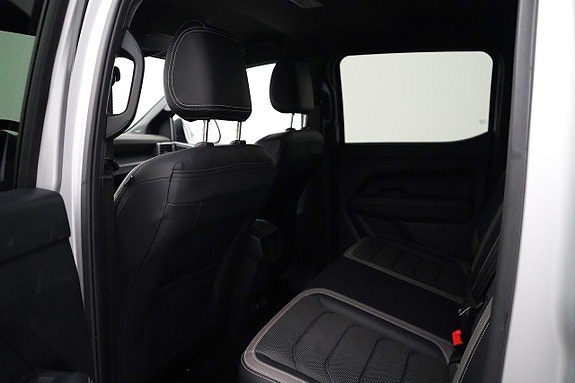 Volkswagen Amarok 8 of 27