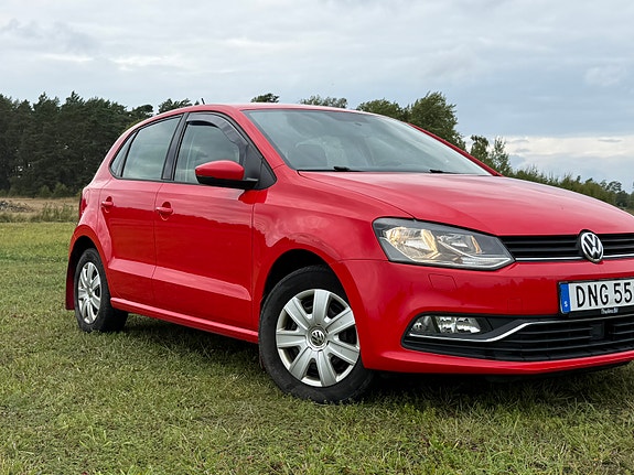 Volkswagen Polo 2 of 12