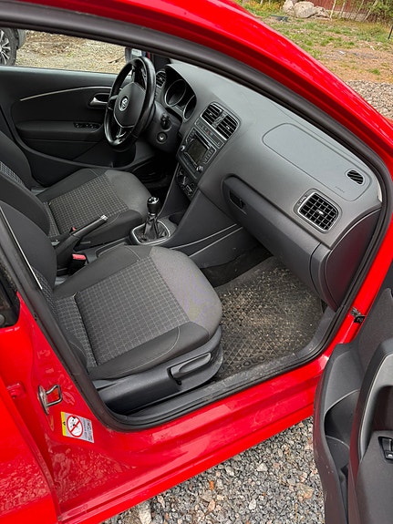 Volkswagen Polo 10 of 12