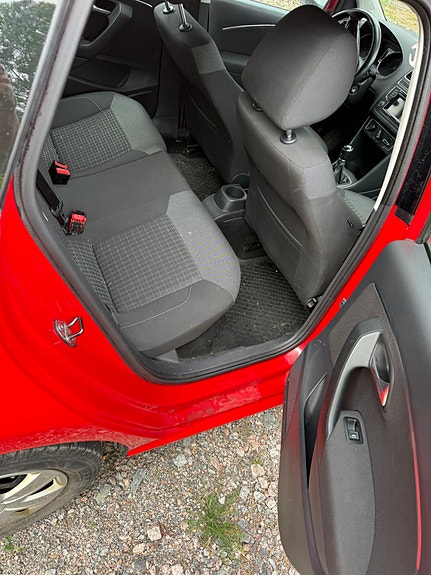 Volkswagen Polo 9 of 12