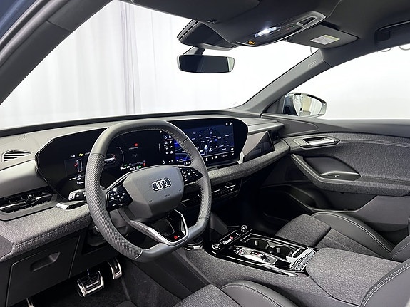 Audi Q6 e-tron 10 of 16