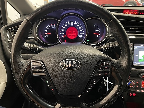 Kia Ceed 13 of 22