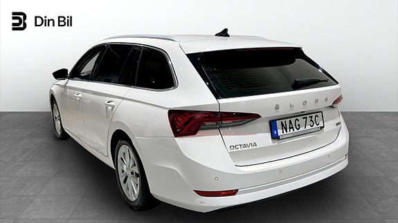 Skoda Octavia 3 of 12