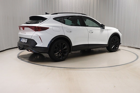 Cupra Formentor 4 of 10