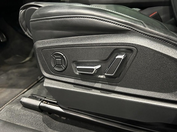 Audi Q8 e-tron 7 of 19