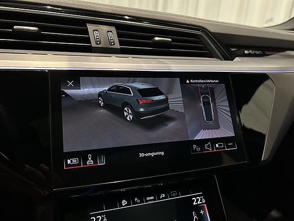 Audi Q8 e-tron 16 of 19