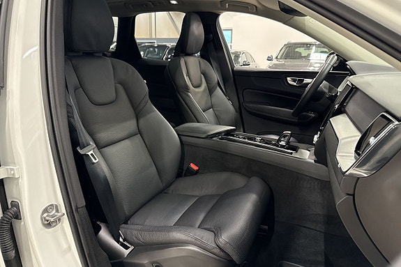 Volvo XC60 22 of 27
