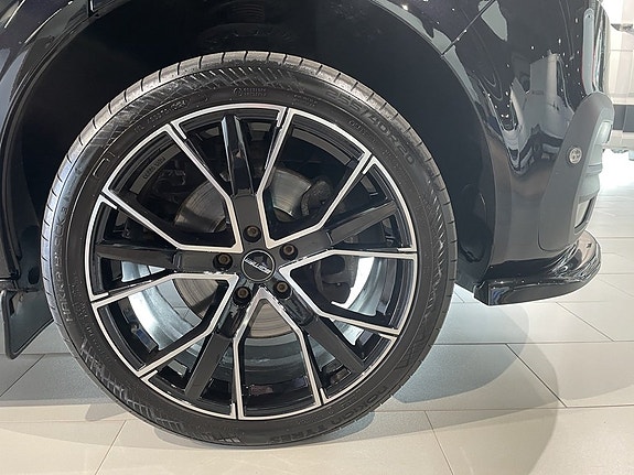 Volkswagen Transporter 14 of 17