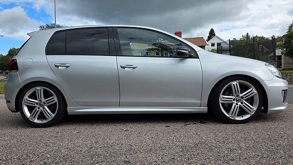 Volkswagen Golf VI 3 of 7