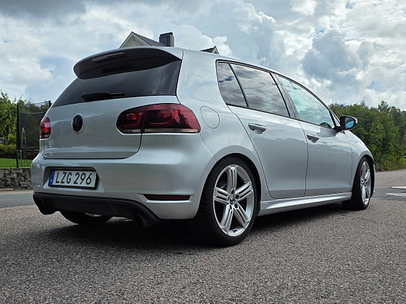 Volkswagen Golf VI 2 of 7