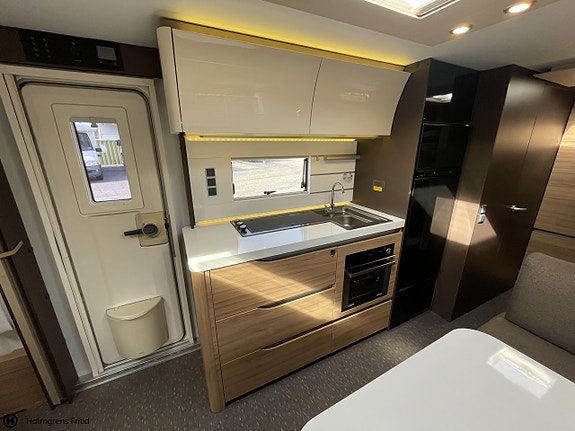 Adria Alpina 663Pt BARNKAMMARE | QUEENSBED | CYKELSTÄLL 11 of 20