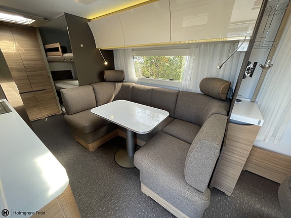 Adria Alpina 663Pt BARNKAMMARE | QUEENSBED | CYKELSTÄLL 10 of 20