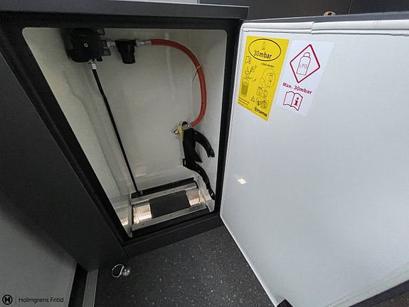 Adria Twin Select 640 SGX 20 of 26