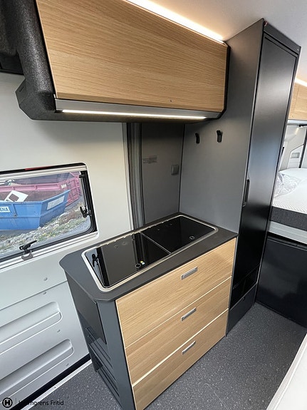 Adria Twin Select 640 SGX 10 of 26