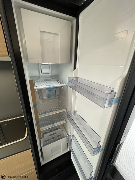 Adria Twin Select 640 SGX 12 of 26