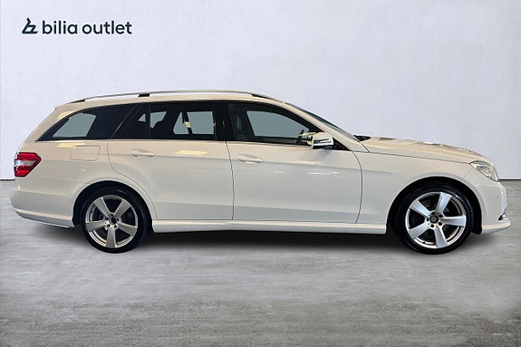 Mercedes-Benz E200 7 of 27