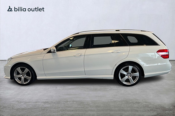 Mercedes-Benz E200 3 of 27