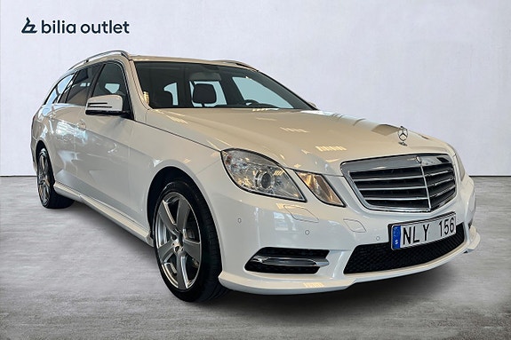 Mercedes-Benz E200 8 of 27