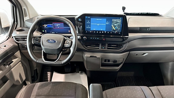 Ford Custom Tourneo 4 of 12