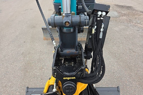 Sunward SWE 35UF Minigrävare med tiltrotator och grip 17 of 24