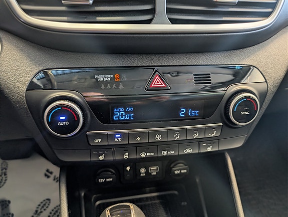 Hyundai Tucson 10 of 12