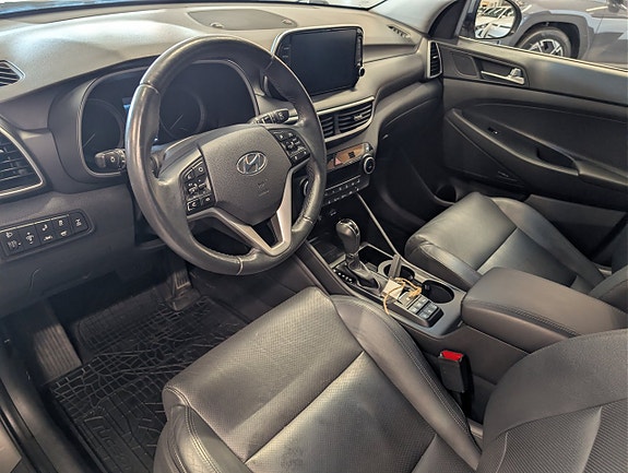 Hyundai Tucson 7 of 12