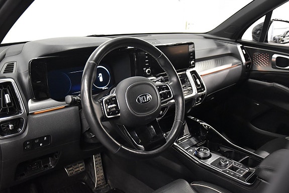 Kia Sorento 9 of 30