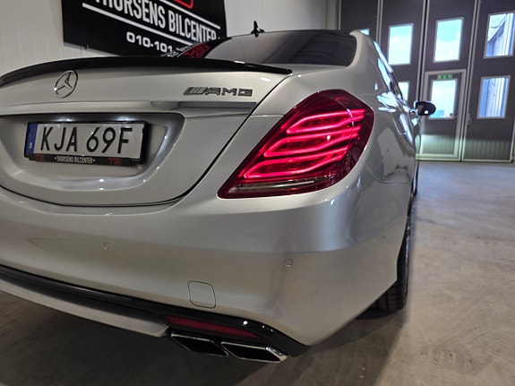 Mercedes-Benz S63 18 of 30