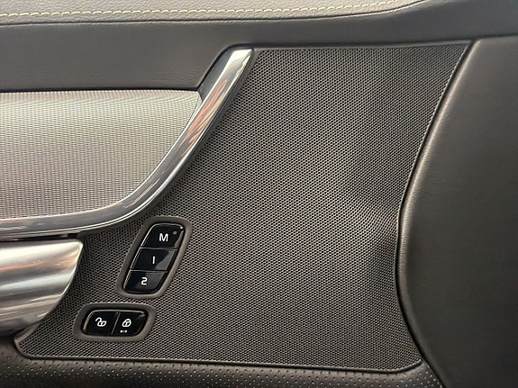 Volvo V90 18 of 30