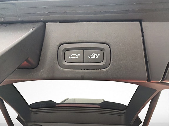 Volvo V90 30 of 30